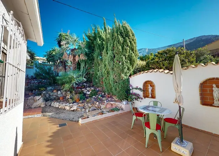 Villa Maria En Denia Piscina Privada Terraza Y Barbacoa By Family Homes Вилла *