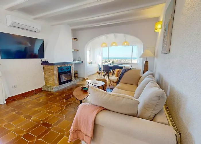 Вилла Villa Maria En Denia Piscina Privada Terraza Y Barbacoa By Family Homes Дения
