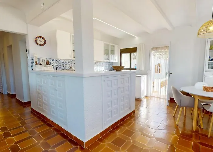 Villa Maria En Denia Piscina Privada Terraza Y Barbacoa By Family Homes Дения